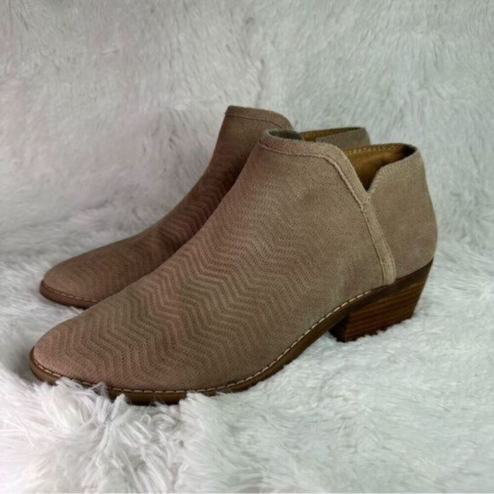 Lucky Brand Tan Ankle Booties with Textured Leather